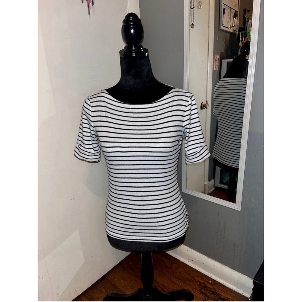 KAREN SCOTT WHITE & BLACK FITTED TOP